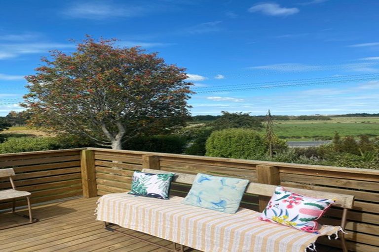 Photo of property in 122 Dunlop Street, Wallacetown, 9816