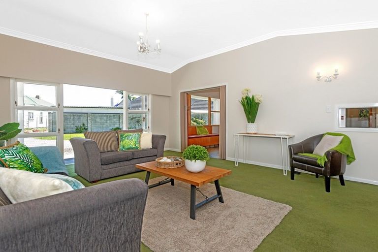 Photo of property in 163 Esplanade, Inner Kaiti, Gisborne, 4010