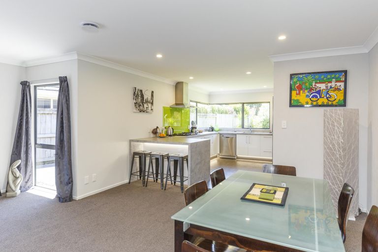 Photo of property in 32 Washington Parade, Milson, Palmerston North, 4414