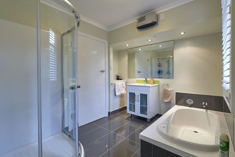 Photo of property in 7 Birmingham Street, Takaro, Palmerston North, 4412