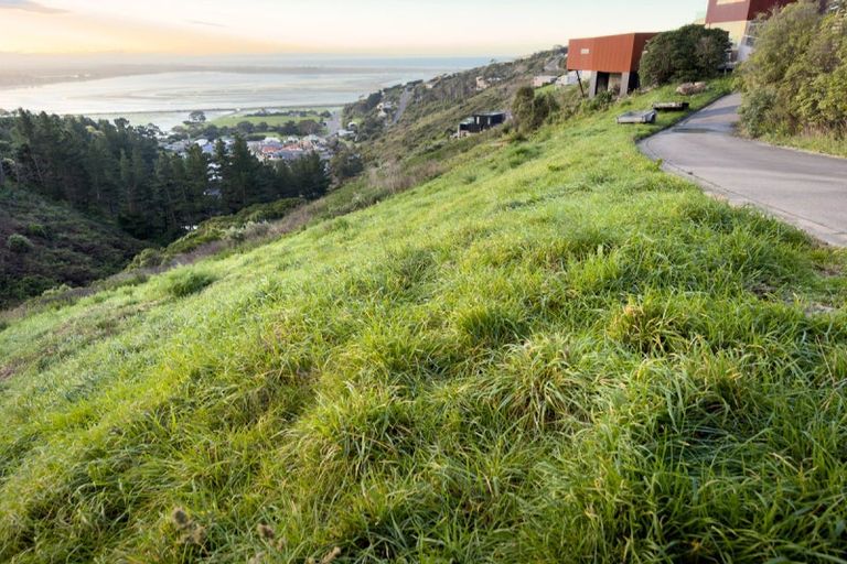 Photo of property in 5 John Monck Lane, Redcliffs, Christchurch, 8081