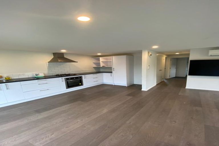 Photo of property in 10 Harania Avenue, Favona, Auckland, 2024