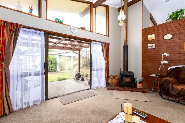 Photo of property in 8 Browning Street, Winchester, 7985