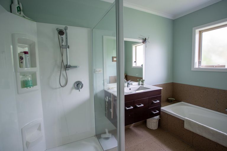 Photo of property in 11 Hilton Road, Carterton, 5713