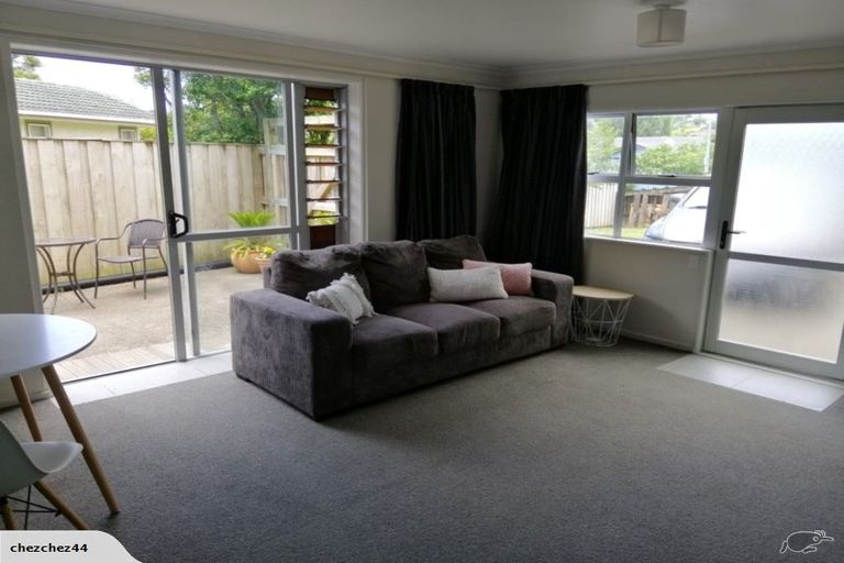 Photo of property in 110 Weatherly Road, Torbay, Auckland, 0630