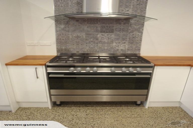 Photo of property in 15 Heywood Terrace, Richmond, Christchurch, 8013