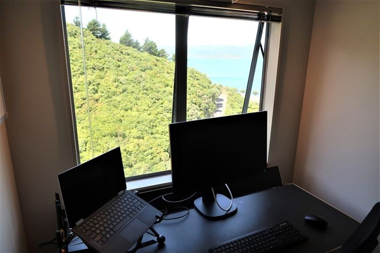 Photo of property in Onslow Heights, 17h Onslow Road, Khandallah, Wellington, 6035