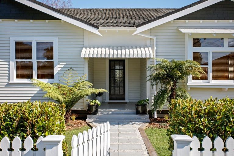 Photo of property in 218 Harris Street, Inner Kaiti, Gisborne, 4010