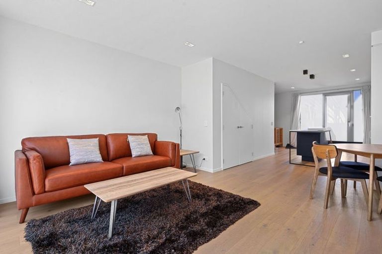 Photo of property in 8/360 Montreal Street, Christchurch Central, Christchurch, 8013