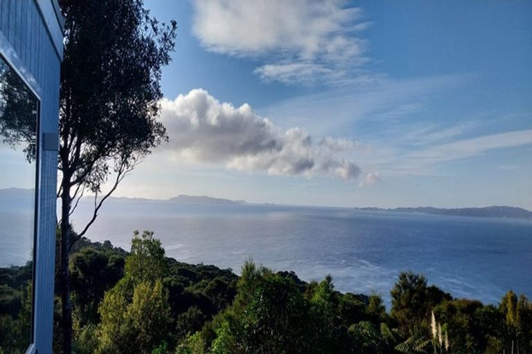 Photo of property in 525a Tuateawa Road, Tuateawa, Coromandel, 3583