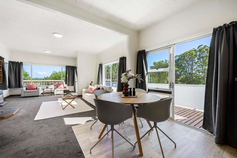 Photo of property in 31 Cameron Road, Waiuku, 2681