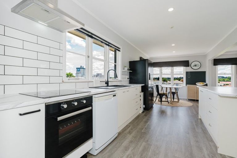 Photo of property in 122 Goodfellow Street, Te Awamutu, 3800