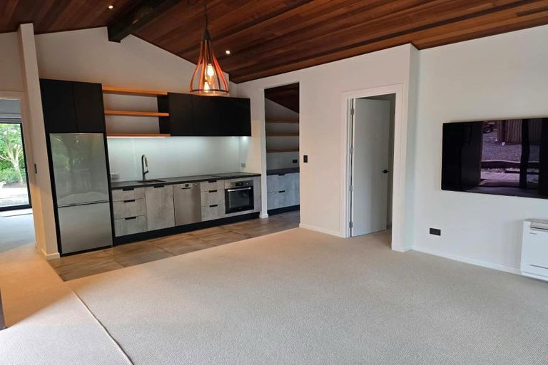 Photo of property in 64 Nilgiri Road, Poraiti, Napier, 4182