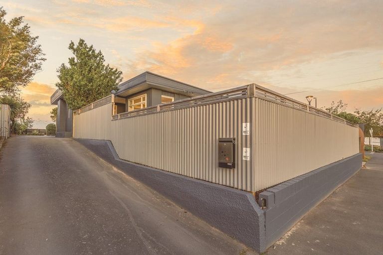 Photo of property in 65 Shortland Street, Wainoni, Christchurch, 8061