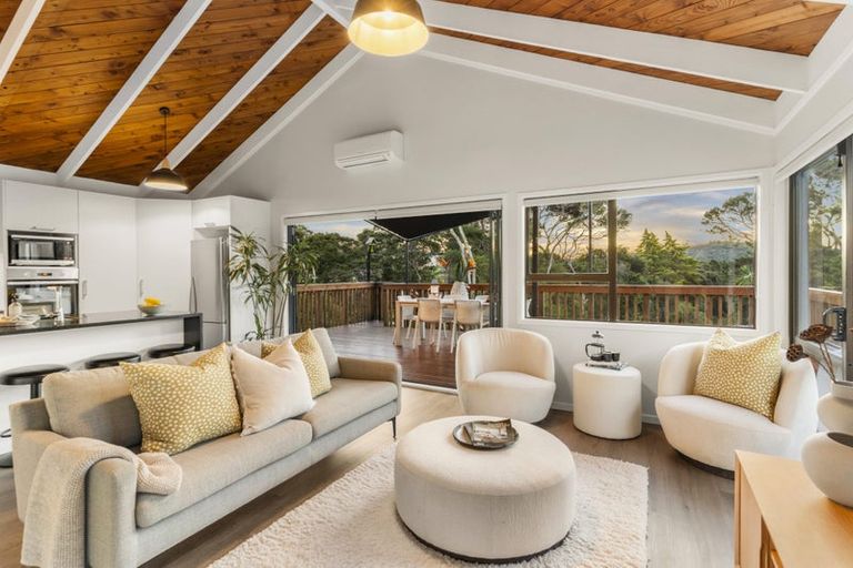 Photo of property in 110 Spinella Drive, Bayview, Auckland, 0629