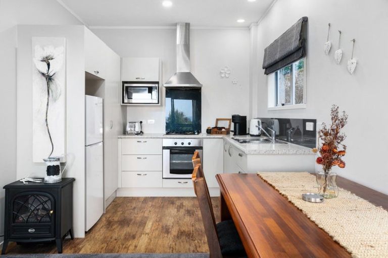 Photo of property in 1031b State Highway 2, Tanners Point, Katikati, 3177