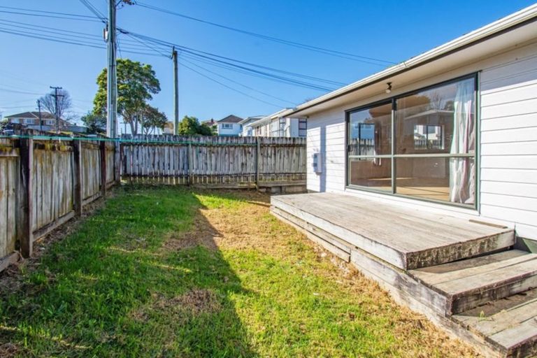 Photo of property in 3a Kohiwi Road, Manurewa, Auckland, 2102