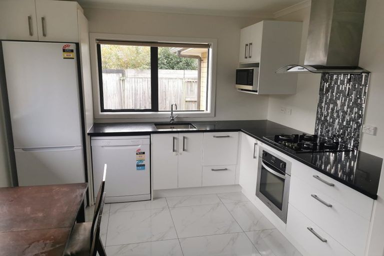 Photo of property in 102 Te Manatu Drive, Huntington, Hamilton, 3210