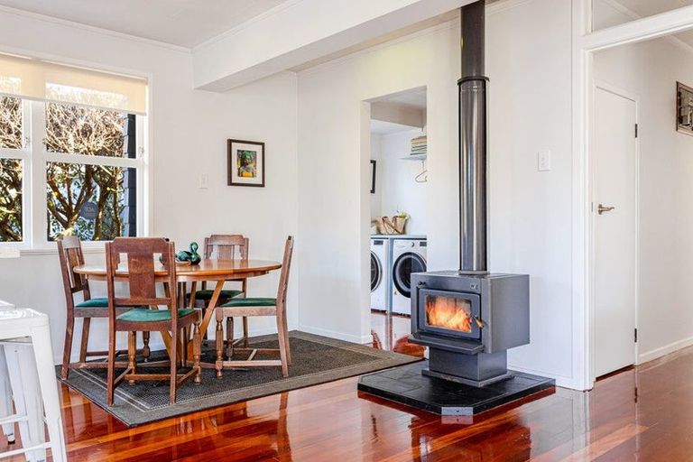 Photo of property in 8 Trigg Road, Huapai, Kumeu, 0810