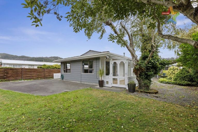 Photo of property in 277a Stokes Valley Road, Stokes Valley, Lower Hutt, 5019