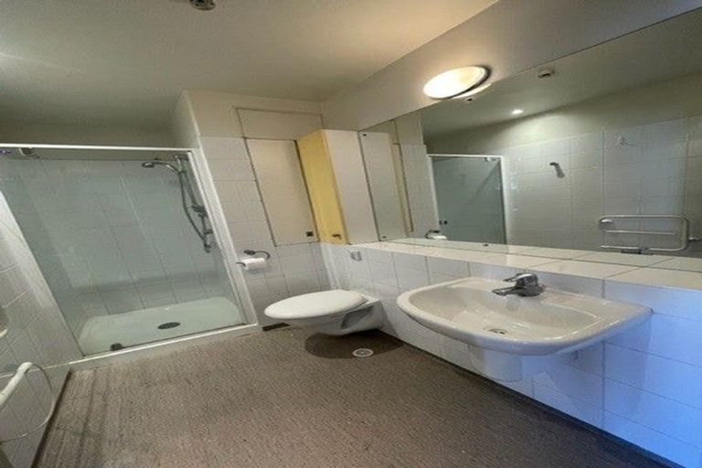 Photo of property in Kelvin House, 4d/16 The Terrace, Wellington Central, Wellington, 6011