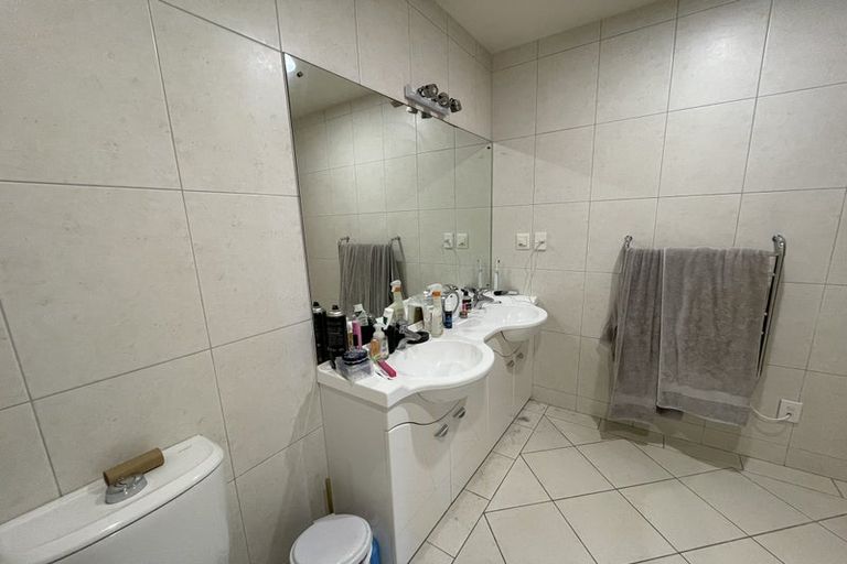 Photo of property in Construction House, 52/80 Kent Terrace, Mount Victoria, Wellington, 6011