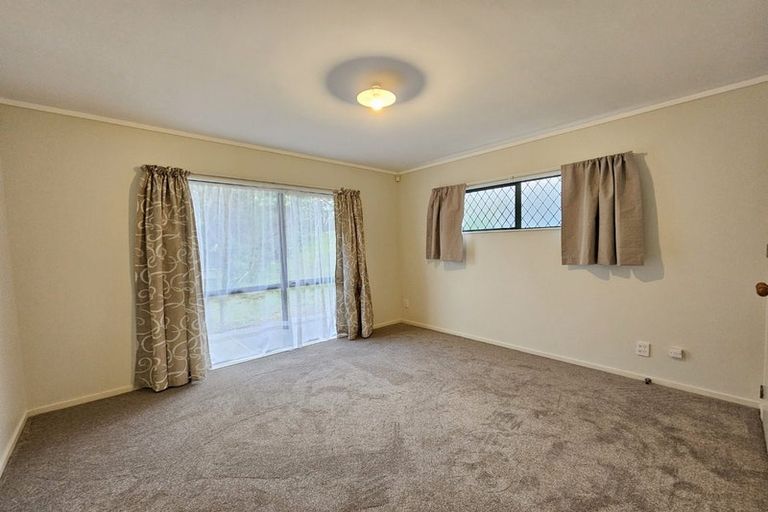 Photo of property in 2/5 Rothwell Street, Titahi Bay, Porirua, 5022