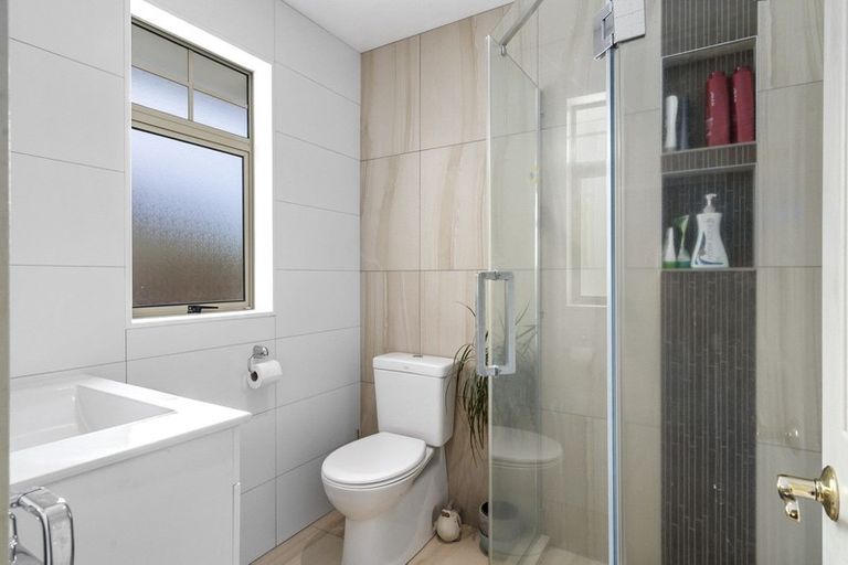 Photo of property in 15 Washington Parade, Milson, Palmerston North, 4414