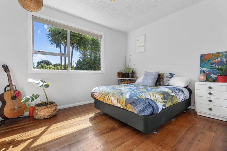 Photo of property in 6 Tutchen Avenue, Raglan, 3225