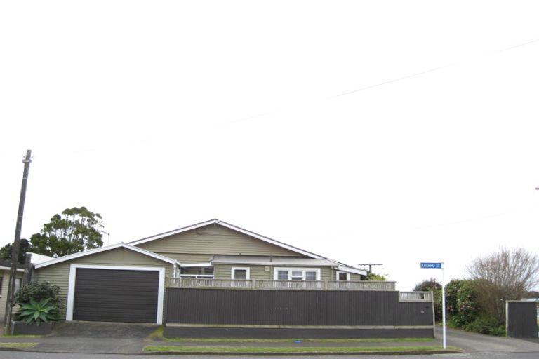 Photo of property in 23 Karamu Street, Strandon, New Plymouth, 4312
