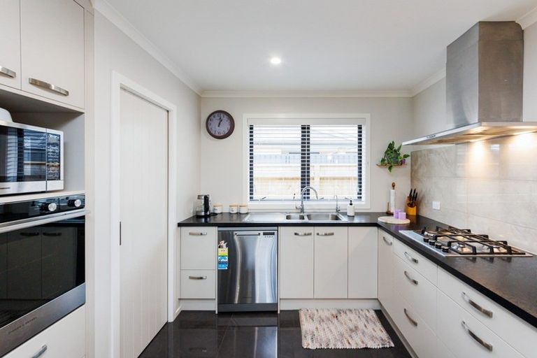 Photo of property in 6 Varsity Heights, Fitzherbert, Palmerston North, 4410