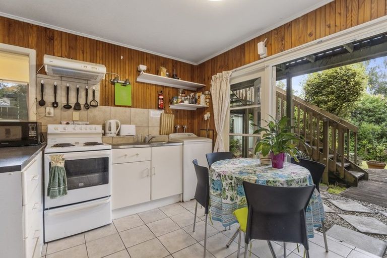 Photo of property in 2/5 Kerswill Place, Pakuranga, Auckland, 2010