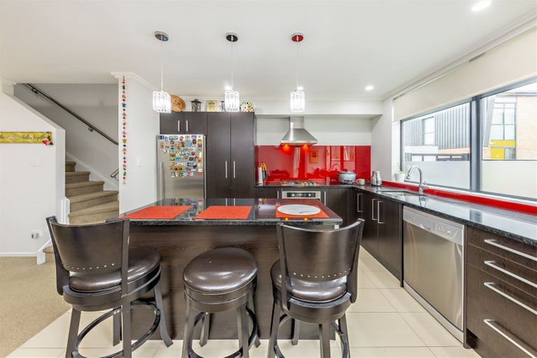 Photo of property in 3/182 Flat Bush School Road, Flat Bush, Auckland, 2019