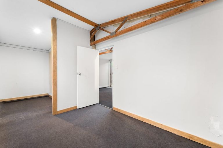 Photo of property in 188 Waimumu Road, Massey, Auckland, 0614