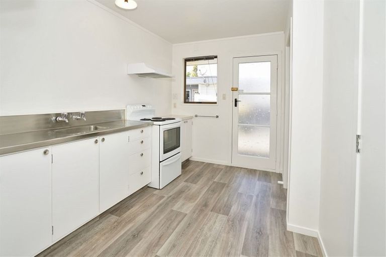 Photo of property in 2/877 Heaphy Terrace, Claudelands, Hamilton, 3214