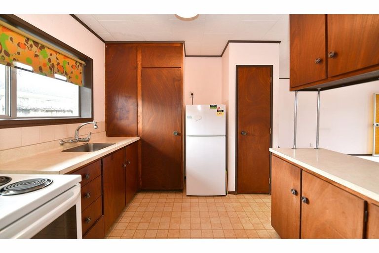 Photo of property in 2/54 Doment Crescent, Orewa, 0931