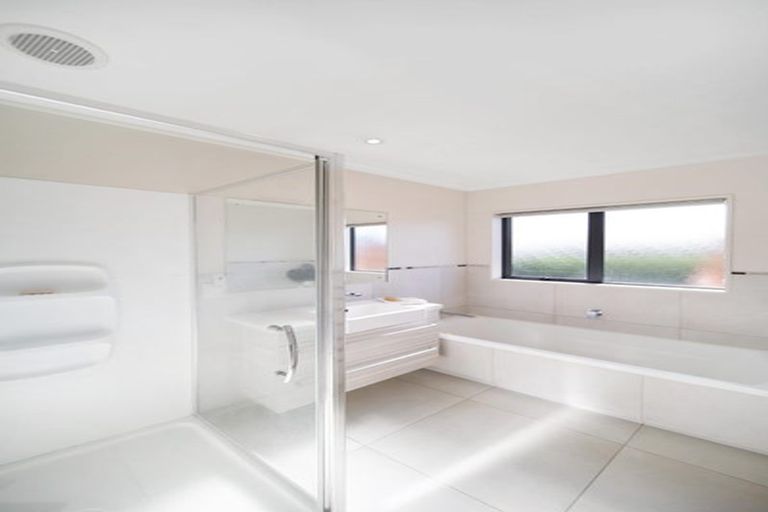 Photo of property in 35d Anselmi Ridge Road, Pukekohe, 2120