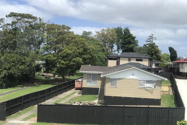 Photo of property in 7 Caringbah Drive, Papatoetoe, Auckland, 2025