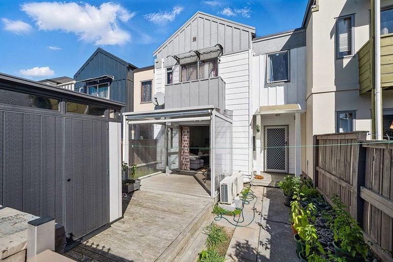 Photo of property in 38f Arawa Street, New Lynn, Auckland, 0600