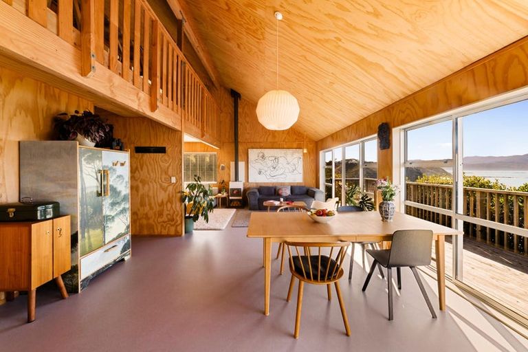 Photo of property in 20 Valley Street, Island Bay, Wellington, 6023