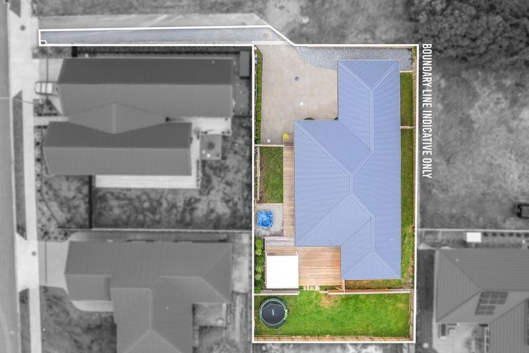 Photo of property in 7 Karearea Avenue, Waikanae, 5036