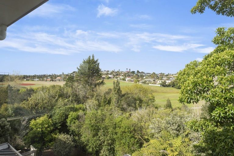 Photo of property in 1/5 Pelican Lane, Unsworth Heights, Auckland, 0632