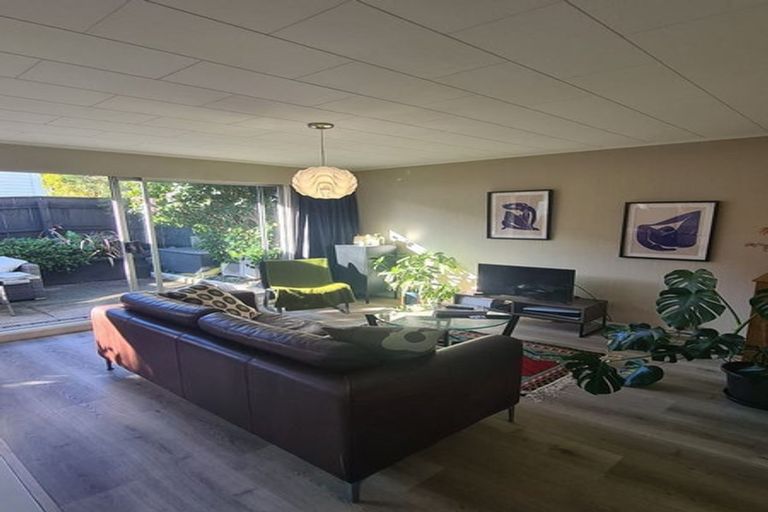 Photo of property in 5/371 Muritai Road, Eastbourne, Lower Hutt, 5013