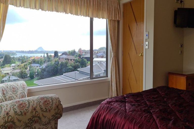 Photo of property in 85 Oteki Park Drive, Welcome Bay, Tauranga, 3112