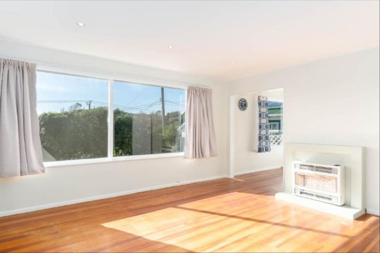 Photo of property in 5 Haumia Street, Johnsonville, Wellington, 6037