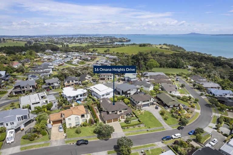 Photo of property in 16 Omana Heights Drive, Maraetai, Auckland, 2018