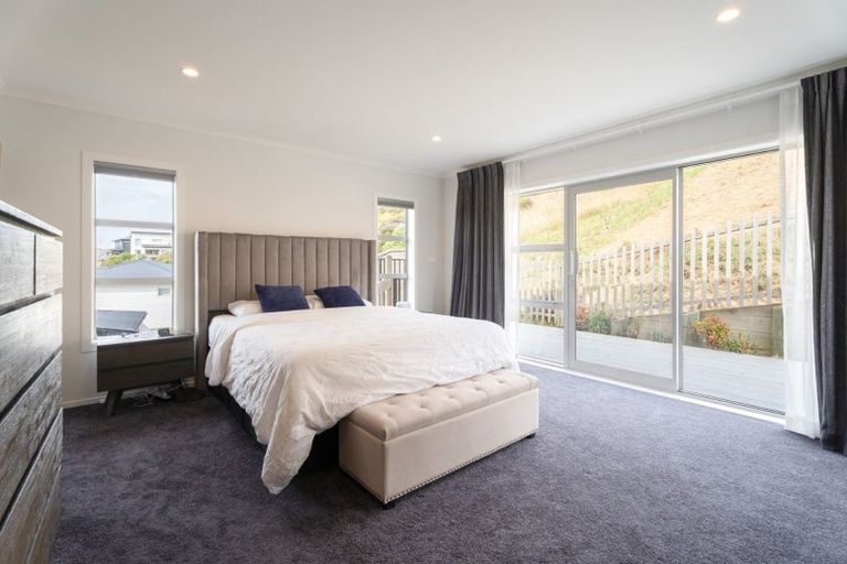 Photo of property in 103 Melksham Drive, Churton Park, Wellington, 6037