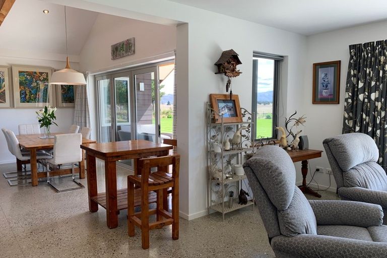 Photo of property in 272 Letts Gully Road, Letts Gully, Alexandra, 9393