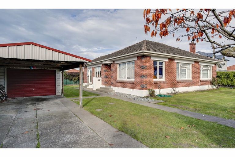 Photo of property in 16 Saint George Street, Watlington, Timaru, 7910