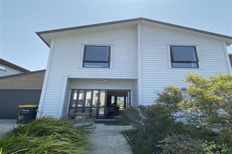 Photo of property in 22 Kaimoana Street, Weymouth, Auckland, 2103